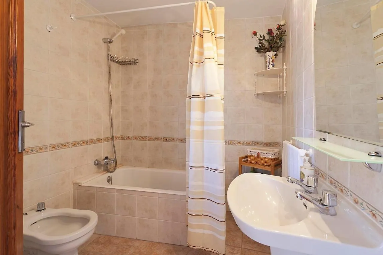 Sa Raval Villa María de la Salud Nyaraló